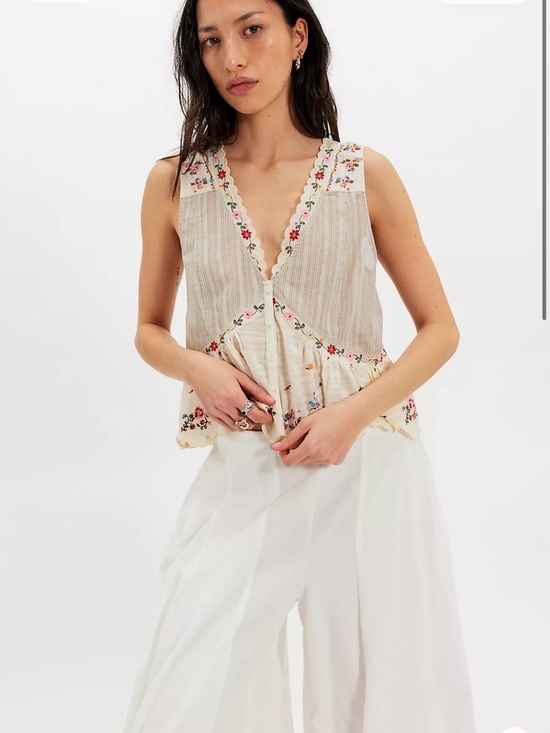 Free People Tops - Free People Ellis Embroidered Blouse Size XL